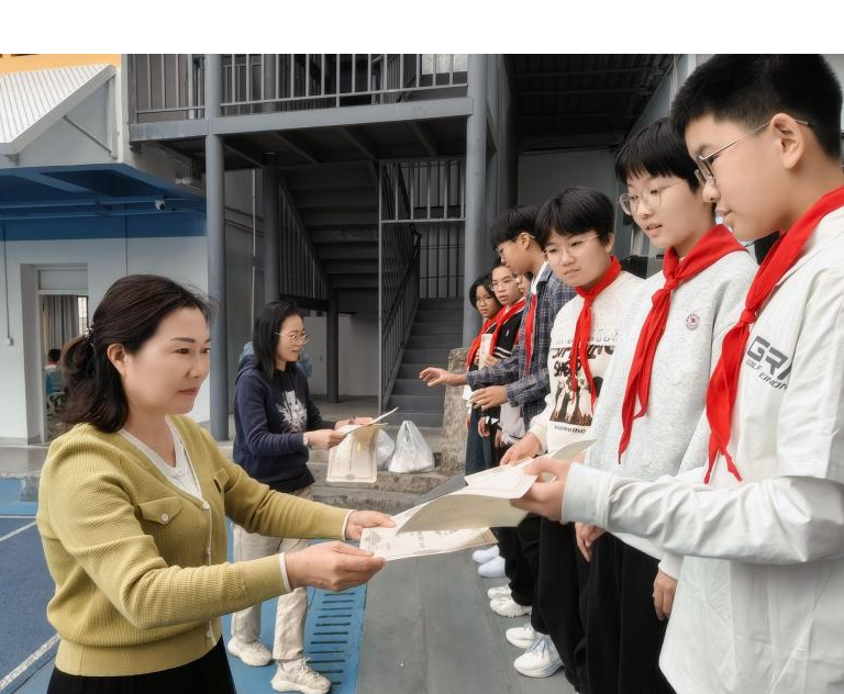 【超德教研】一纸英文墨,满目少年情 | 初一英语书法比赛成果展