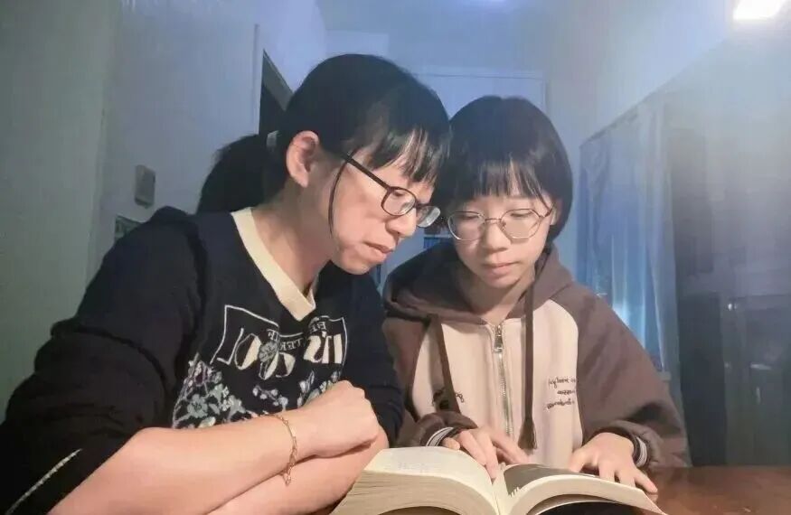 【超德德育】一张照片、一段文字、一幅手绘，初中学子“晒”出共读时光